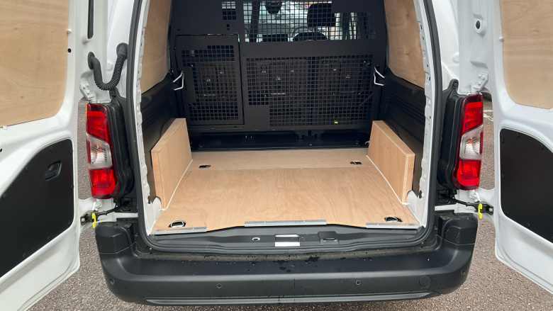 Peugeot Partner Long Diesel 1.5 BlueHDi 100 Professional Crew Van